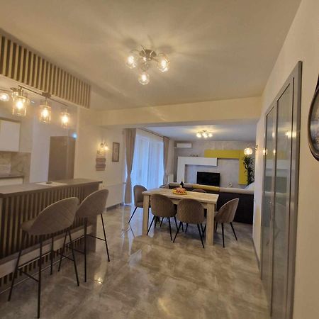 Avram Iancu Apartment Brasov Luaran gambar